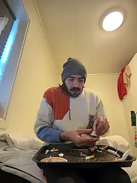 wolfwhite95 online show from March 21, 10:09 am