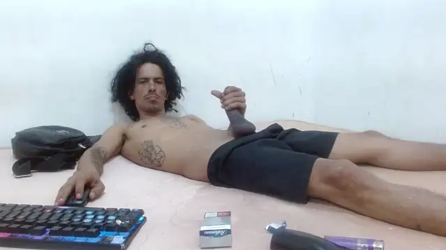 damian bottom bigcock online show from January 5, 12:42 am