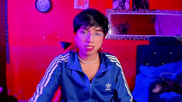 Snapshot of AnggelONfiree chatting on February 20, 5:01 am AnggelONfiree online show from February 20, 5:01 am