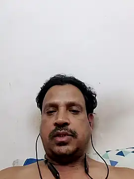 Snapshot of Raj1043 chatting on December 20, 7:50 pm Raj1043 online show from December 20, 7:50 pm