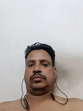 Snapshot of Raj1043 chatting on February 19, 6:32 pm Raj1043 online show from February 19, 6:32 pm