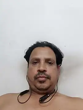 Snapshot of Raj1043 chatting on January 8, 8:18 pm Raj1043 online show from January 8, 8:18 pm