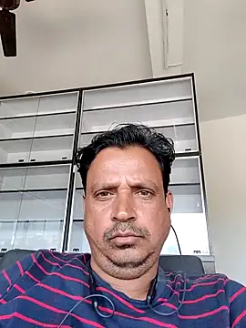 Snapshot of Raj1043 chatting on October 15, 6:32 am Raj1043 online show from October 15, 6:32 am