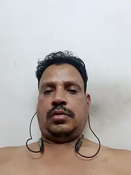 Snapshot of Raj1043 chatting on February 22, 8:05 pm Raj1043 online show from February 22, 8:05 pm