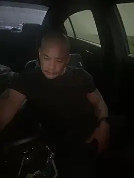 Snapshot of EatMyCake831 chatting on February 22, 3:10 pm EatMyCake831 online show from February 22, 3:10 pm