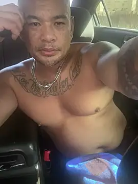 Snapshot of EatMyCake831 chatting on March 17, 9:24 pm EatMyCake831 online show from March 17, 9:24 pm