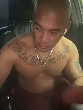 Snapshot of EatMyCake831 chatting on January 31, 8:43 pm EatMyCake831 online show from January 31, 8:43 pm