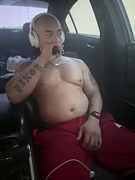 Snapshot of EatMyCake831 chatting on January 16, 7:20 pm EatMyCake831 online show from January 16, 7:20 pm