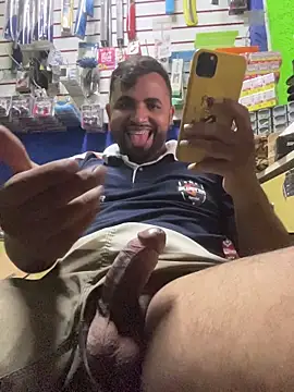 Sheik z o online show from March 25, 6:45 pm