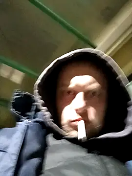 Amik97 online show from October 22, 6:32 pm