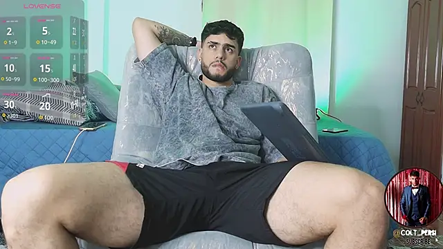 Colt Perci online show from November 25, 2:13 am