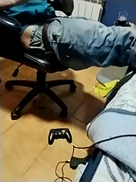 minitranca online show from December 14, 3:24 am