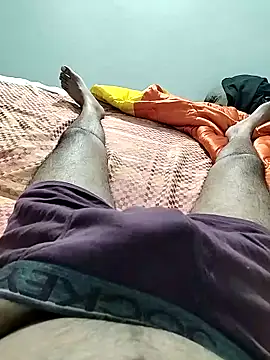 luckylads0037 online show from March 6, 4:37 pm