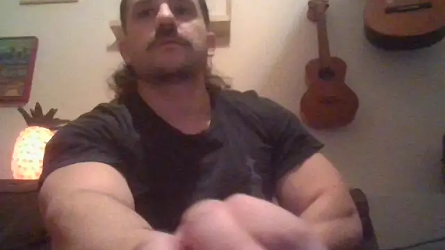 Mclozzz online show from February 8, 8:57 pm