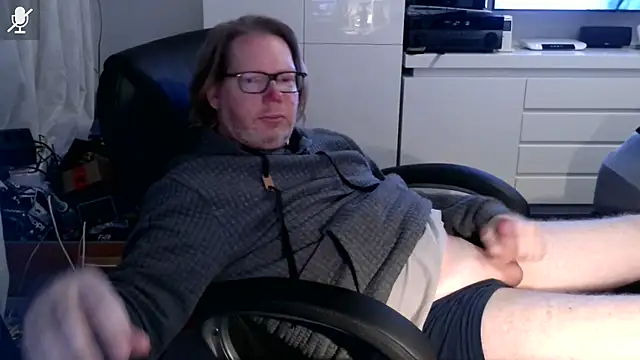 VSteph online show from November 9, 10:47 pm