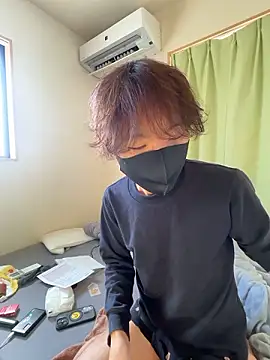 UKI06 online show from March 17, 2:26 am