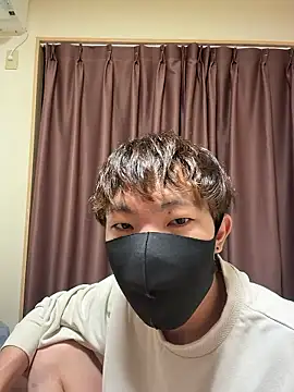 UKI06 online show from July 12, 4:31 pm