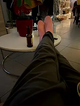 louiv93000 online show from January 5, 6:33 pm