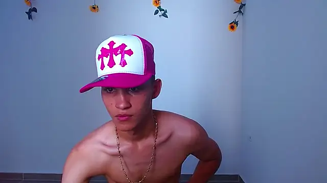 wild fantasy 69 online show from August 1, 7:24 pm