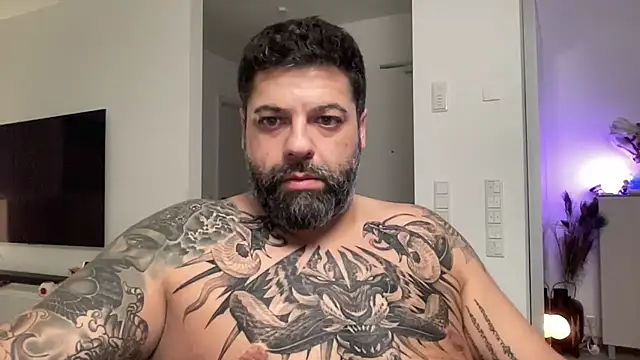 chubbybear88 online show from June 10, 8:42 pm