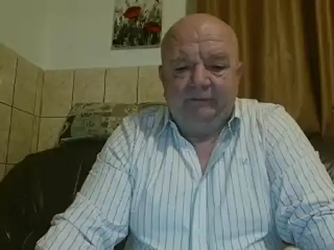 fullballs6 online show from February 25, 3:52 am