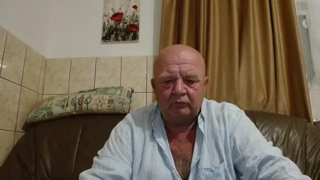 fullballs6 online show from September 16, 1:17 am