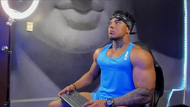 bradley smith online show from February 23, 12:37 am