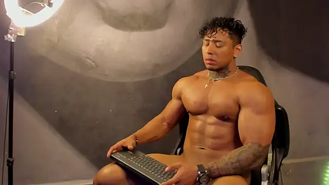 bradley smith online show from March 11, 7:48 am