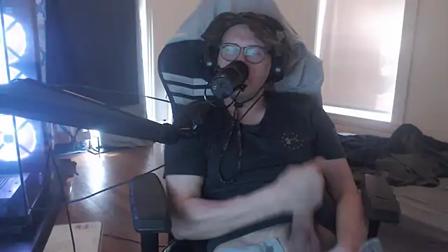 chicostick413 online show from September 29, 4:58 pm