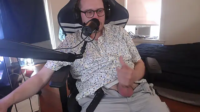 chicostick413 online show from September 16, 5:14 pm