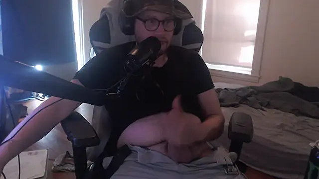 chicostick413 online show from September 28, 4:49 pm