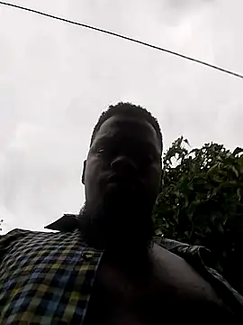 Chocolate factory man online show from April 18, 4:47 am