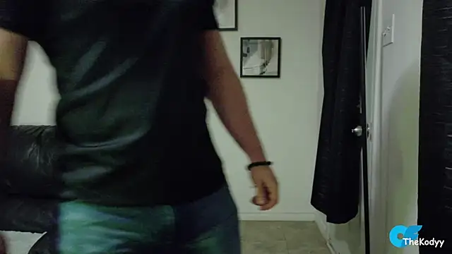 Thekodyy online show from April 15, 9:53 am