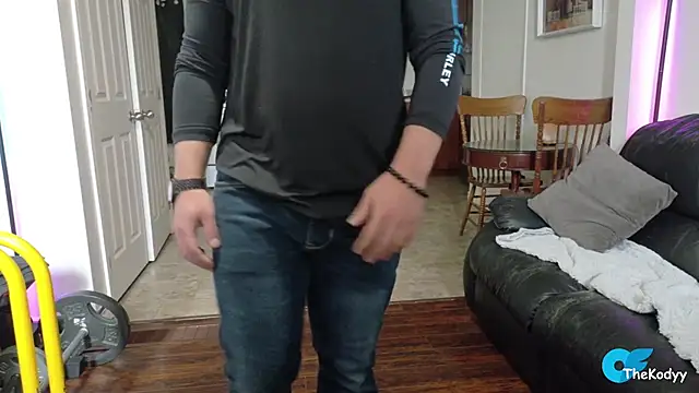 Thekodyy online show from April 12, 3:02 pm