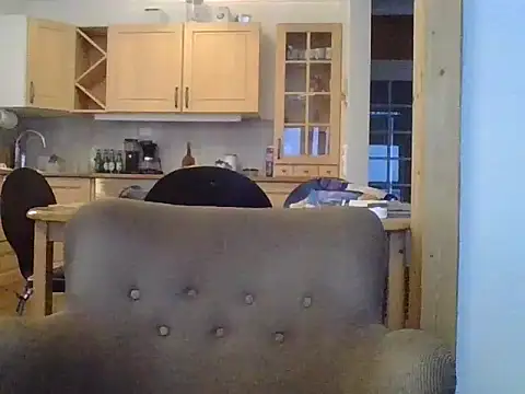 Snapshot of sympatyczny223 chatting on February 15, 2:00 pm sympatyczny223 online show from February 15, 2:00 pm