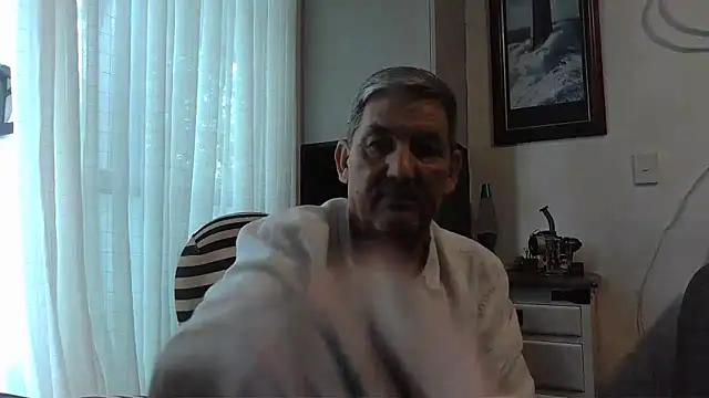 Snapshot of ChunkyMonkey007 chatting on January 24, 8:00 pm ChunkyMonkey007 online show from January 24, 8:00 pm