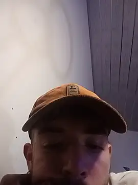 Aaronkiller online show from June 10, 4:36 am