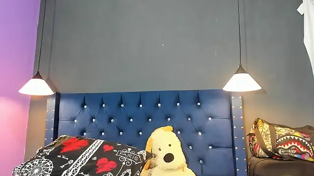 Salomon koude online show from February 10, 8:35 pm