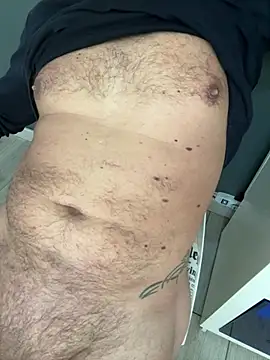 Giorgiostant online show from April 15, 10:15 am