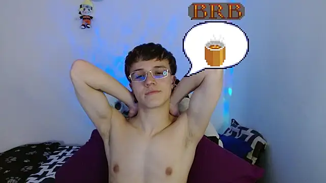 Snapshot of Im_Oliverpark chatting on October 18, 10:26 pm Im Oliverpark online show from October 18, 10:26 pm