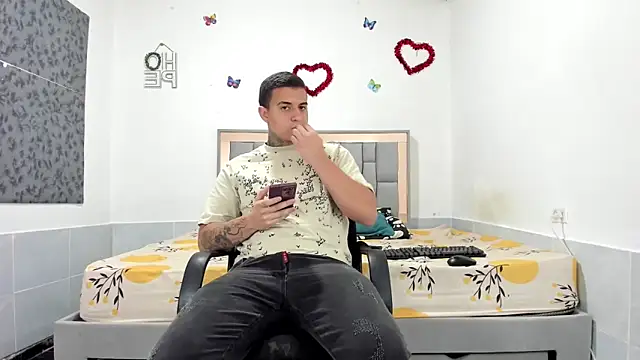 simookeler online show from October 26, 2:46 am