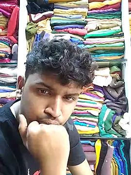 heartless  95 online show from February 18, 5:00 pm