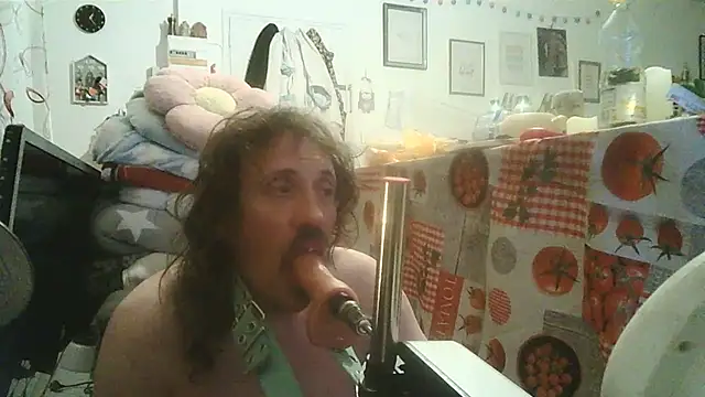 cyril020202 online show from October 23, 8:56 pm