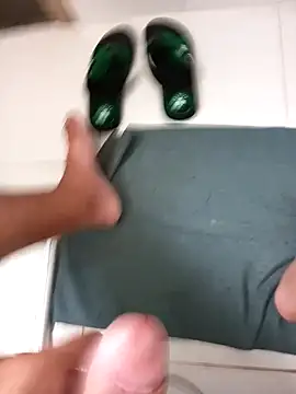 lobomisterioso13 online show from December 27, 1:07 pm