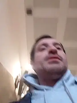 openlegsforyou online show from November 5, 3:03 pm