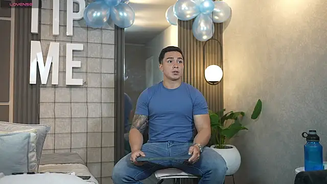 Ryan Hunt online show from January 20, 1:32 pm