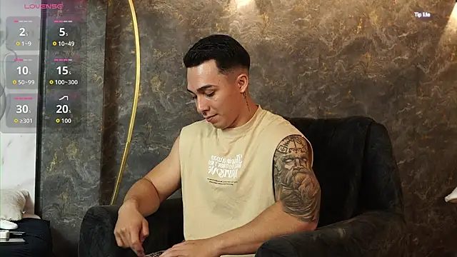 Ryan Hunt online show from December 4, 1:40 pm