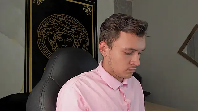 Desmon Clark online show from January 10, 8:48 pm