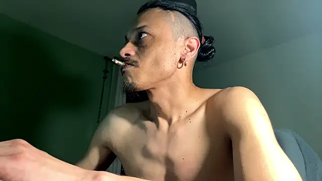 villanocat online show from September 25, 4:44 am