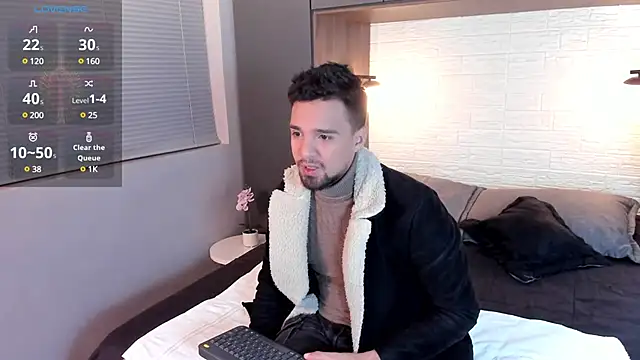 Edward max online show from December 31, 3:34 am